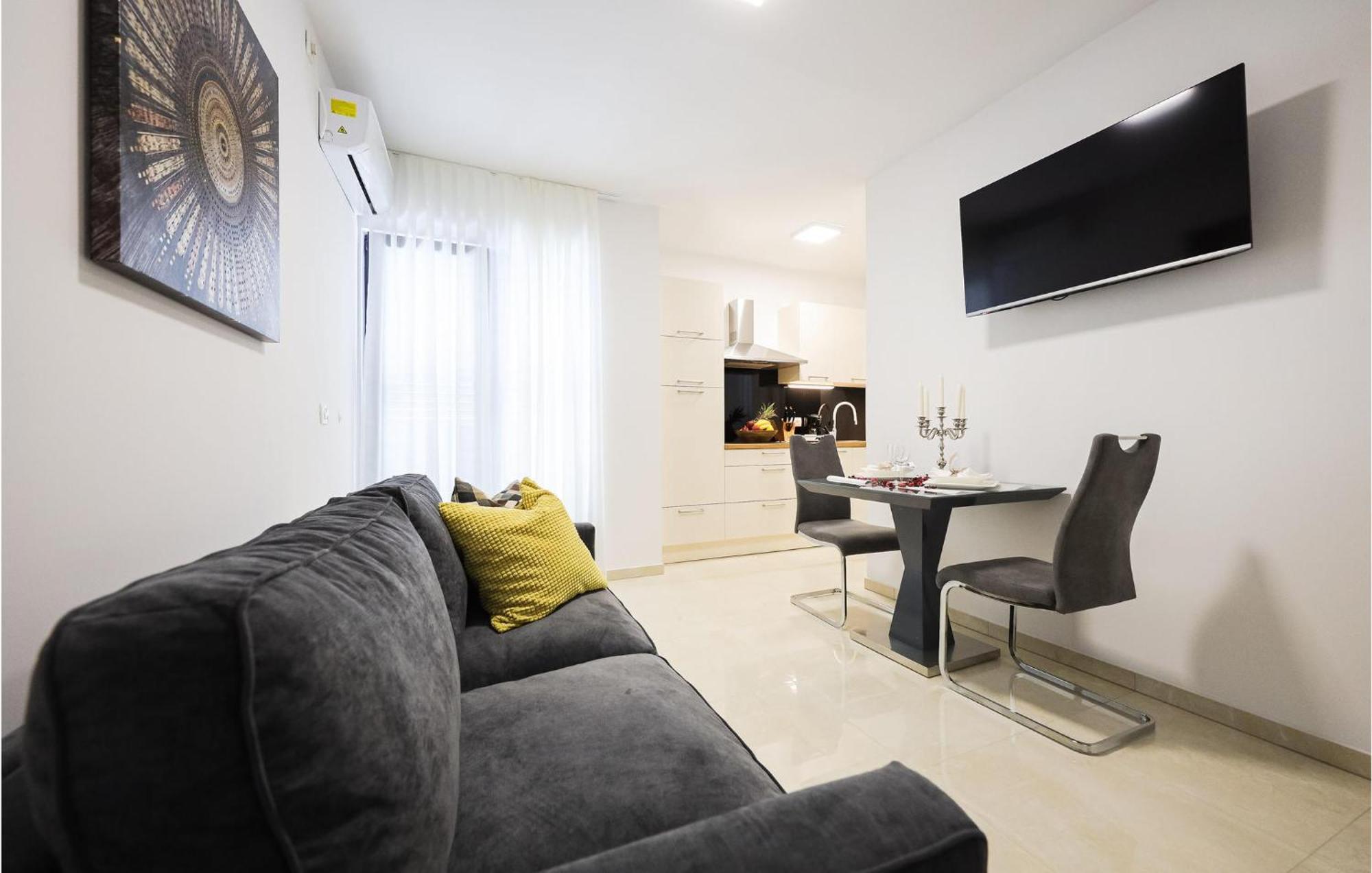 Lovely Apartment In Zadar With Wifi 外观 照片