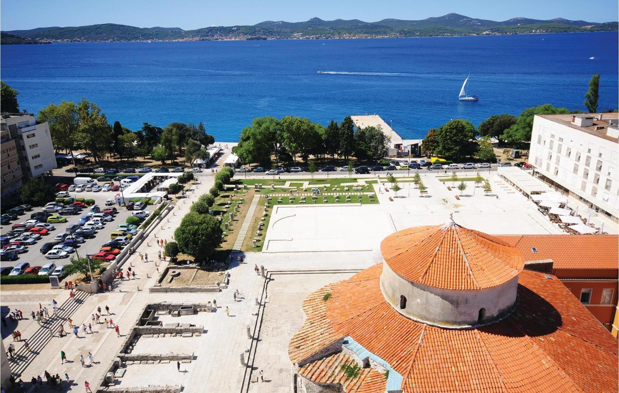 Lovely Apartment In Zadar With Wifi 外观 照片