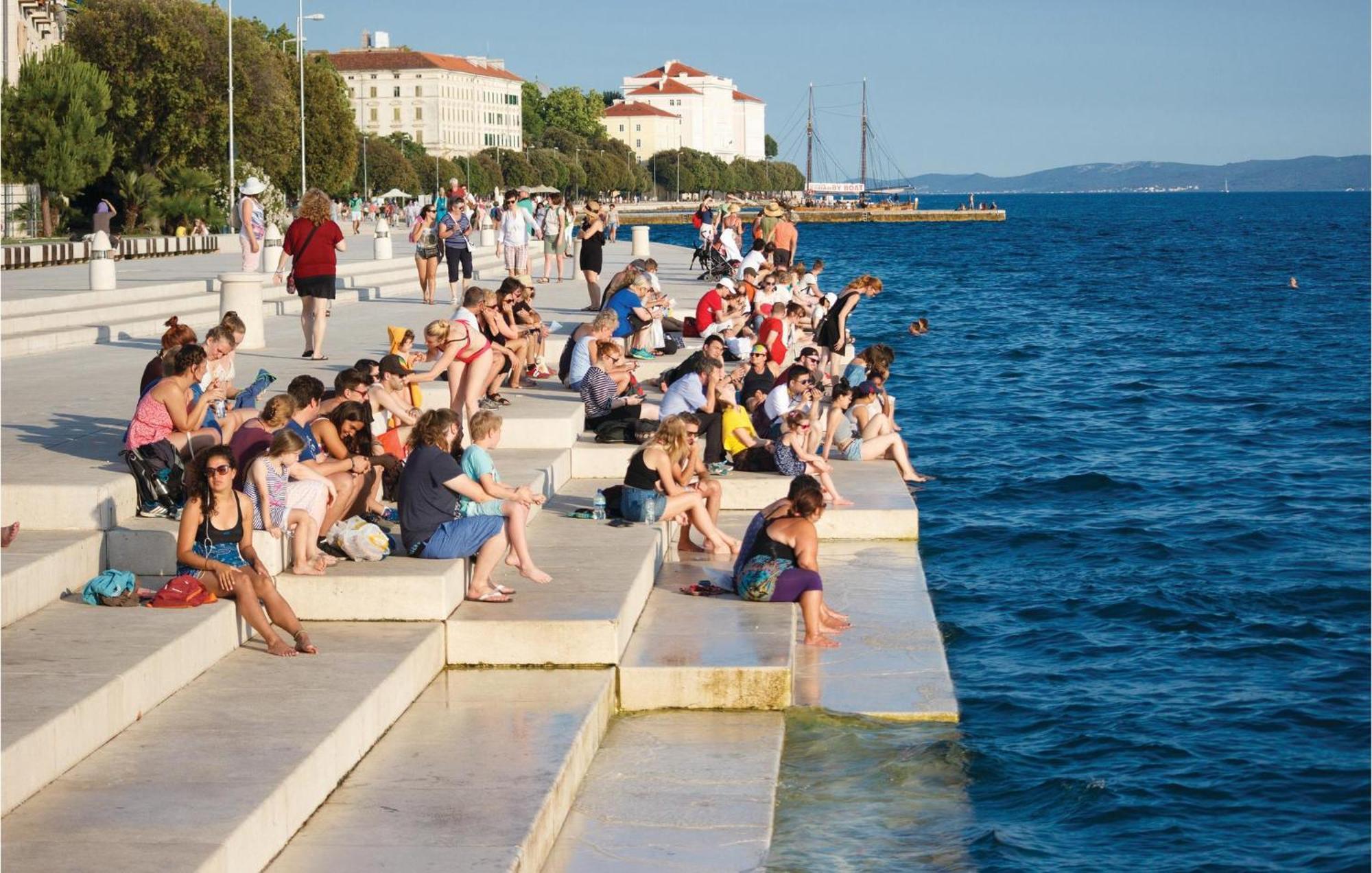 Lovely Apartment In Zadar With Wifi 外观 照片